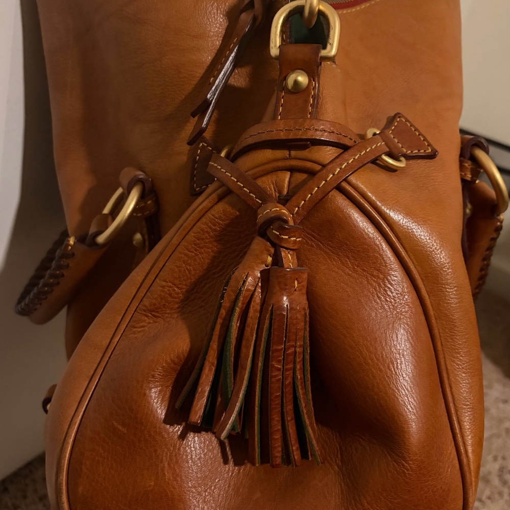 Dooney & Bourke Signature Leather Satchel - Cognac Brown. This Is The Large. - Picture 4 of 6